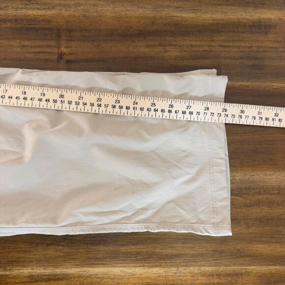 NWT L.L. Bean Tropicwear Cargo Zip Off Pant Size Large - Picture 4 of 4